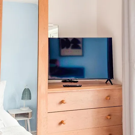 Hébergement de vacances Raygill Lt 4 Bedroom House By Furnished - Private Parking - Perfect For Families & Contractors Leeds (West Yorkshire)