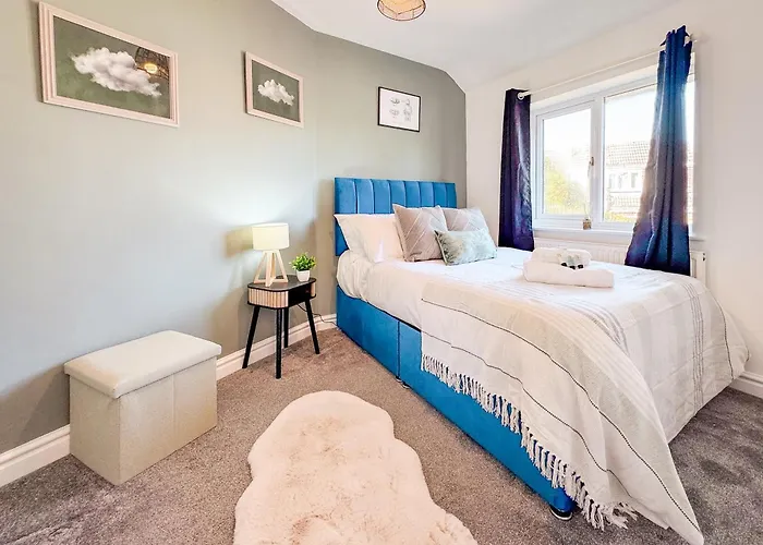 Σπίτι διακοπών Raygill Lt 4 Bedroom House By Furnished - Private Parking - Perfect For Families & Contractors Λιντς